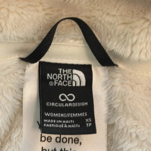 The North Face Osito 1/4 Zip Pullover - Women's Size XS White Dune (Ivory/Cream) - Picture 4 of 9